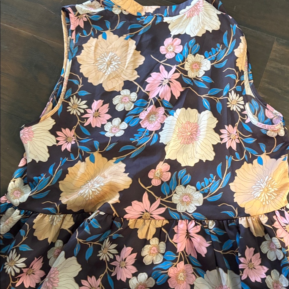 Floral Blouse - Picture 3 of 3